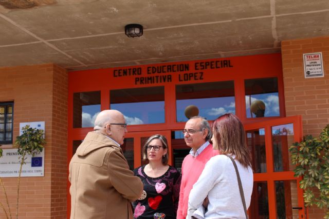 Ciudadanos buscará ayudas públicas para el transporte colectivo del centro de Educación Especial Primitiva López - 1, Foto 1