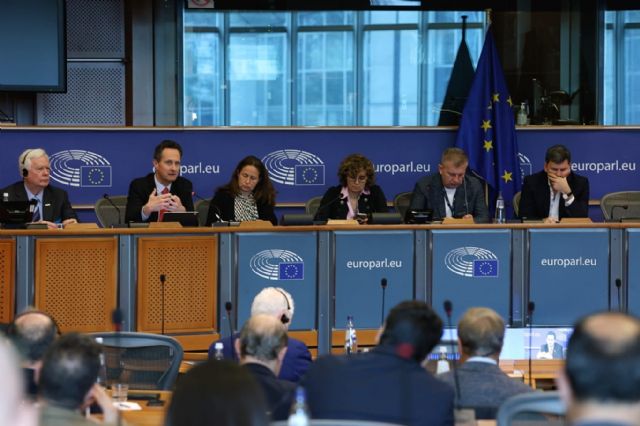 Expertos internacionales reclaman en el Parlamento Europeo que el cáncer sea una prioridad durante la Presidencia española del Consejo de la UE - 1, Foto 1