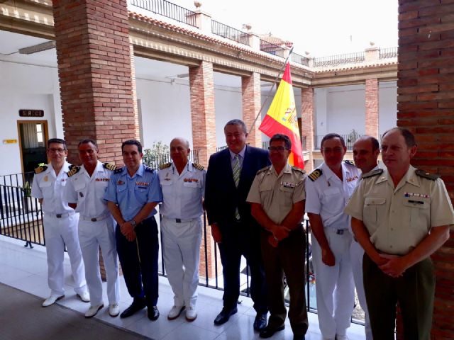 Bernabé ha visitado la Delegación de Defensa en la Región de Murcia - 1, Foto 1