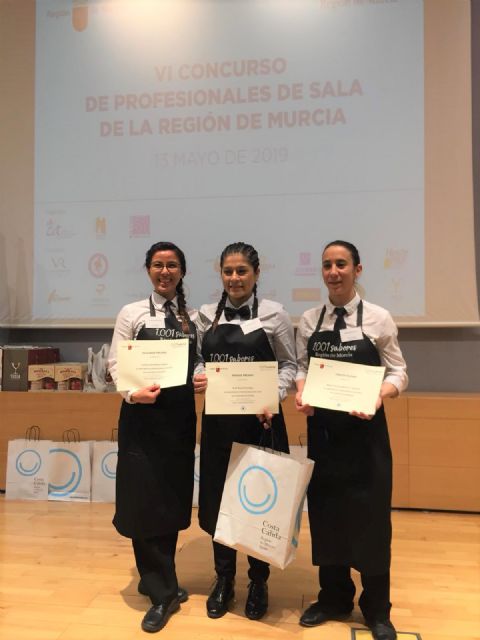 Los mejores profesionales de sala de la Región demuestran sus destrezas en el Centro de Cualificación Turística - 1, Foto 1