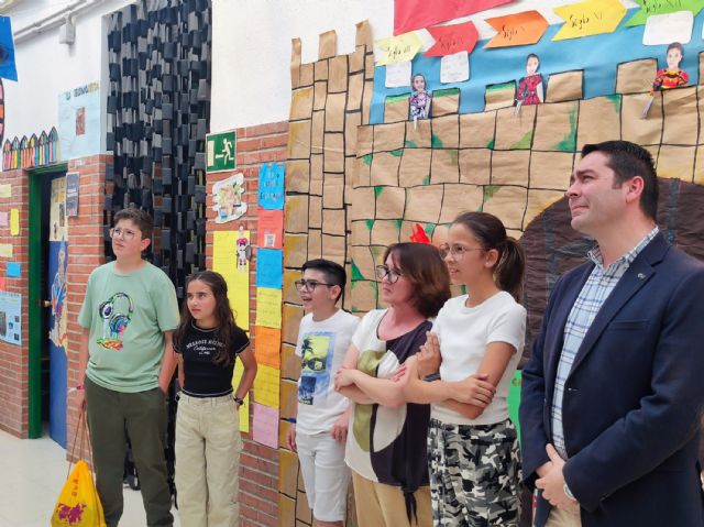 El colegio Jesús Ferrer dedica su Semana Cultural a pasearse por la Historia - 1, Foto 1