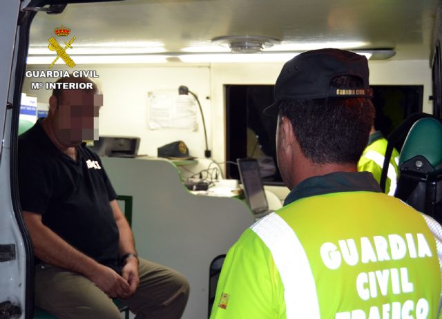 La Guardia Civil detiene a un conductor por circular 11 kilómetros en sentido contrario en autovía - 3, Foto 3