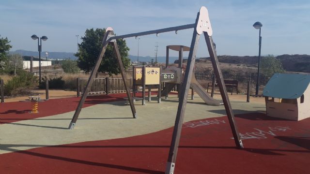 Ahora Murcia denuncia que el parque de los edificios de nueva condomina está hecho una cochambre - 3, Foto 3