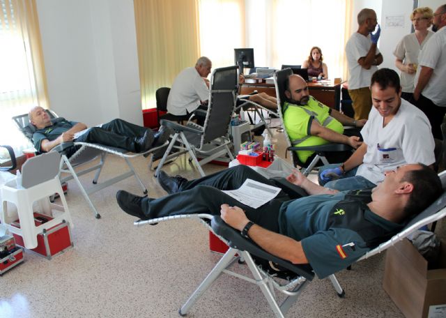 La Guardia Civil colabora altruistamente en la campaña de donación de sangre en Murcia 2016 - 2, Foto 2