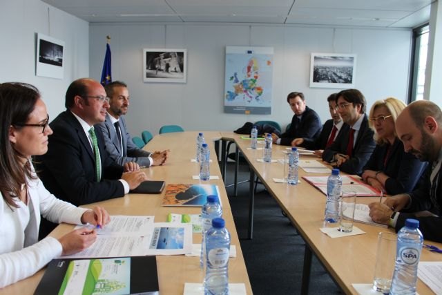 Pedro Antonio Sánchez: Vamos a consolidar las inversiones en el Mar Menor y buscar nueva financiación europea para su recuperación - 2, Foto 2