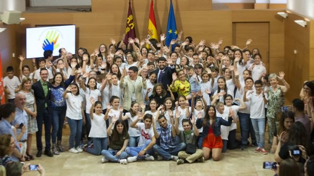 López Miras: El ´Proyecto ABC´, único en Europa, contribuye a igualar oportunidades entre alumnos con discapacidad auditiva - 1, Foto 1