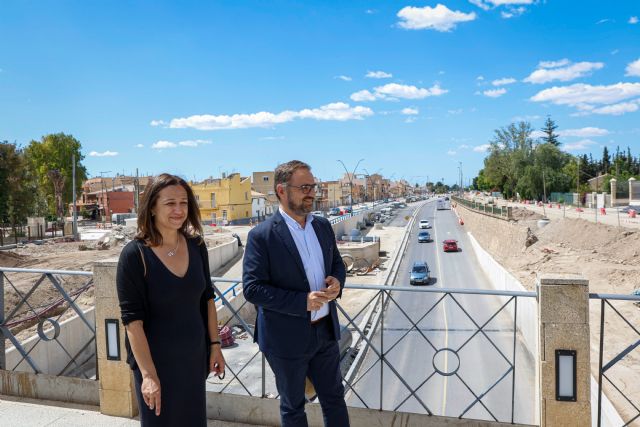 El alcalde de Lorca en funciones visita el final de los trabajos de construcción del Tramo III de la Ronda Central - 1, Foto 1