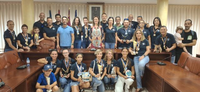 Recepción oficial a los equipos femenino y masculino del Club de Remo Águilas, por los grandes resultados obtenidos en diferentes competiciones - 1, Foto 1