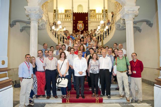 El alcalde da la bienvenida a expertos e investigadores del XX Congreso Internacional de Dirección e Ingeniería de Proyectos - 1, Foto 1