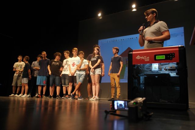 Tecnología y Arte se dan la mano entre los adolescentes de Beniaján - 2, Foto 2