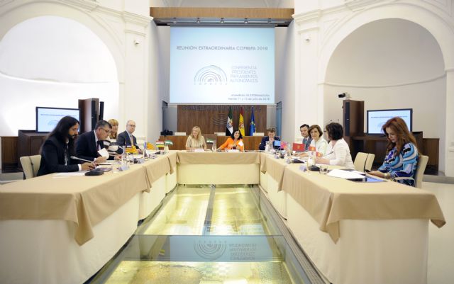 La presidenta de la Asamblea reivindica los fondos de cohesión europeos como instrumentos para reducir desigualdades entre territorios - 2, Foto 2