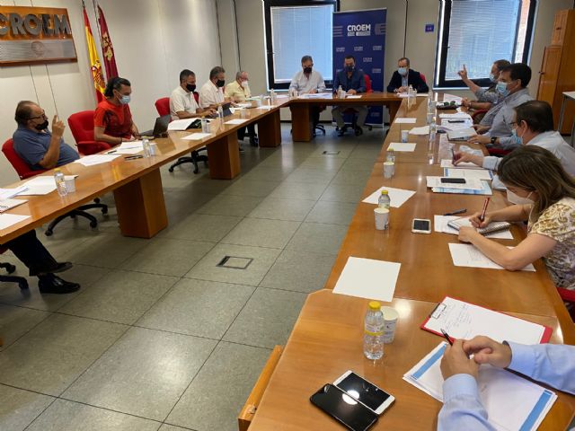 La Mesa del Agua escenifica su unidad y pide diálogo y solidaridad para solucionar los problemas hídricos de la Región de Murcia - 1, Foto 1