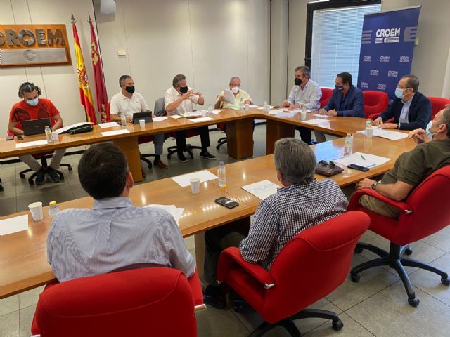 La Mesa del Agua escenifica su unidad y pide diálogo y solidaridad para solucionar los problemas hídricos de la Región de Murcia - 2, Foto 2