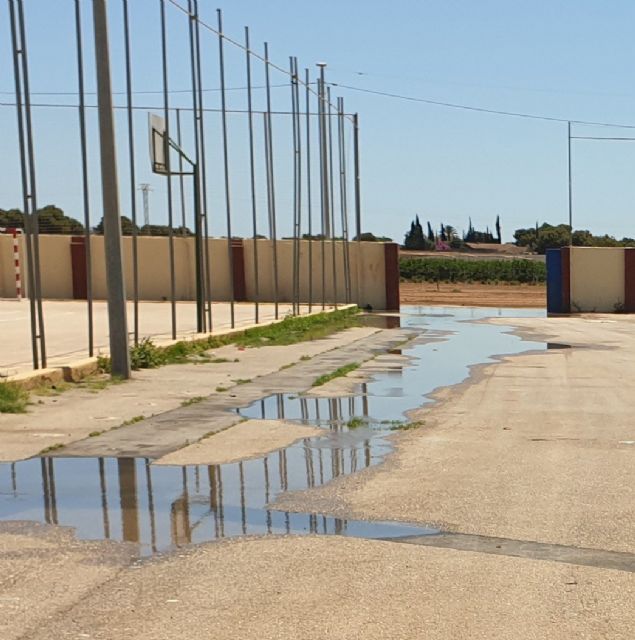 MC: El Gobierno convierte el campo de fútbol del Albujón en un estercolero - 3, Foto 3