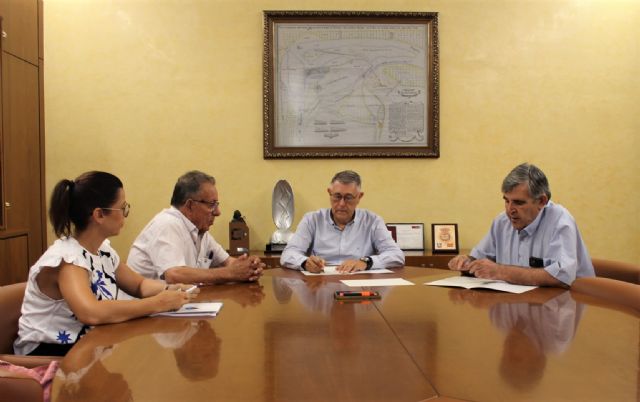 El presidente de la CHS mantiene una reunión de trabajo con la Comunidad de Regantes de Puerto Lumbreras - 1, Foto 1