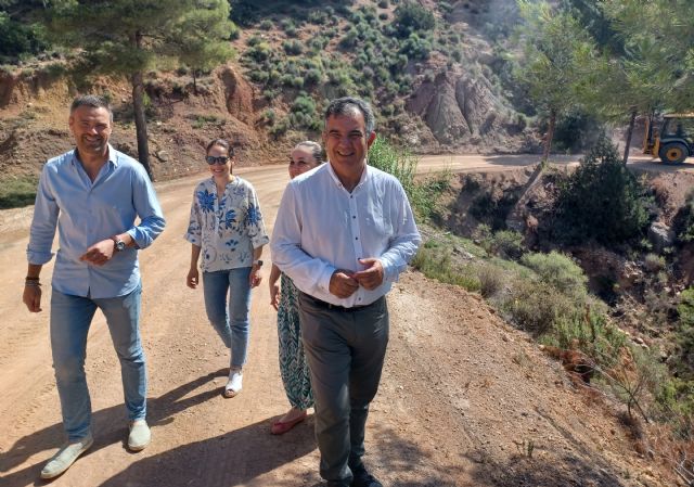 Reparan el camino de acceso a la base de medios de extinción de La Alberquilla en Caravaca de la Cruz - 2, Foto 2