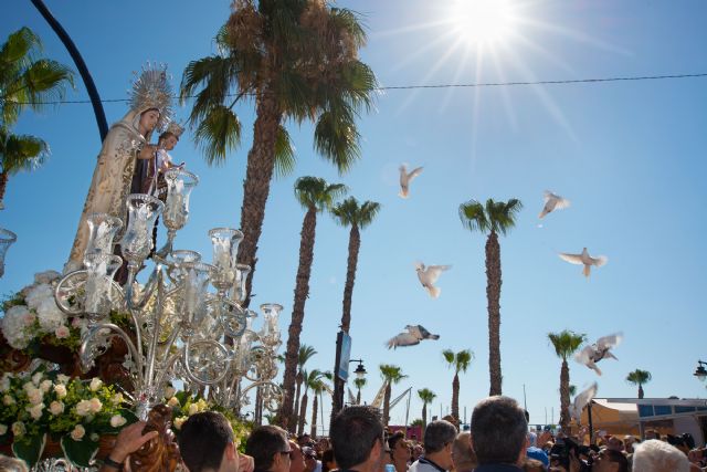 Javier Sandoval y Mario Araez, ganadores del concurso fotográfico Fiestas de la Virgen del Carmen - 1, Foto 1