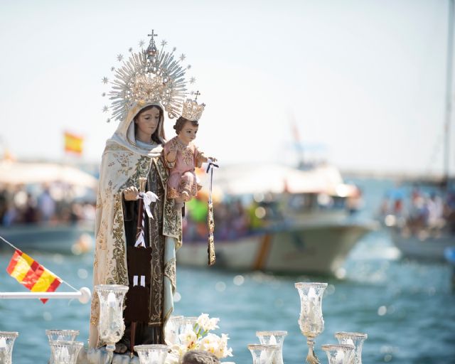 Javier Sandoval y Mario Araez, ganadores del concurso fotográfico Fiestas de la Virgen del Carmen - 2, Foto 2