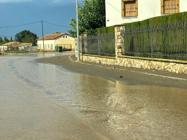 La Concejalía de Seguridad y Emergencias de Puerto Lumbreras gestiona el operativo frente al episodio de tormenta y lluvias torrenciales - 1, Foto 1