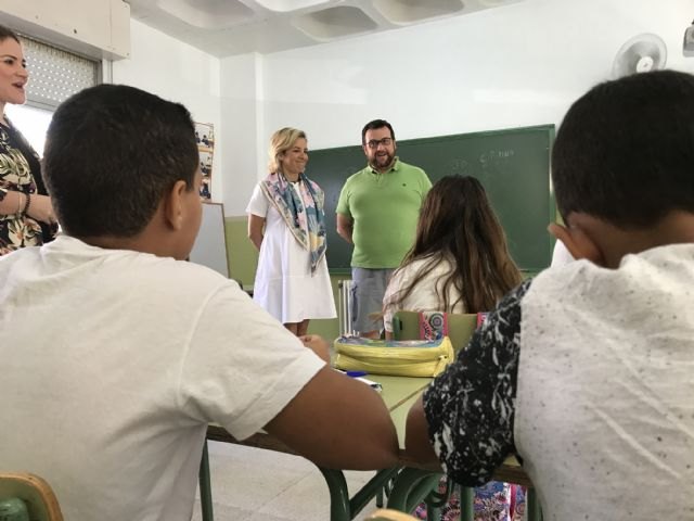 Educación incorpora cuatro centros de atención preferente y reduce los alumnos por aula para mejorar el éxito escolar - 3, Foto 3