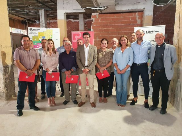 Cáritas Molina de Segura centraliza sus proyectos en un nuevo local en la Calle Triunfo - 1, Foto 1