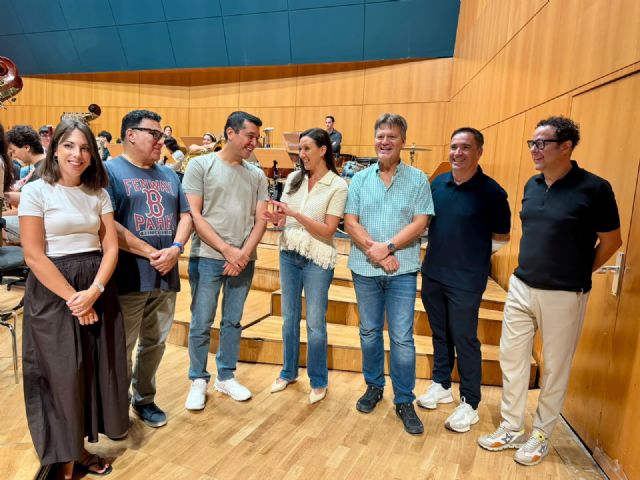 La Orquesta de Jóvenes de la Región de Murcia abre la temporada sinfónica del Auditorio regional junto al trompetista Pacho Flores La Orquesta de Jóvenes de la Región de Murcia abre la temporada sinfónica del Auditorio regional junto al trompetista Pacho Flores
