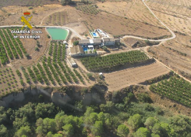 La Guardia Civil sorprende a cuatro personas sustrayendo agua del río Quípar y del nacimiento de Arroyo del Chaparral - 4, Foto 4