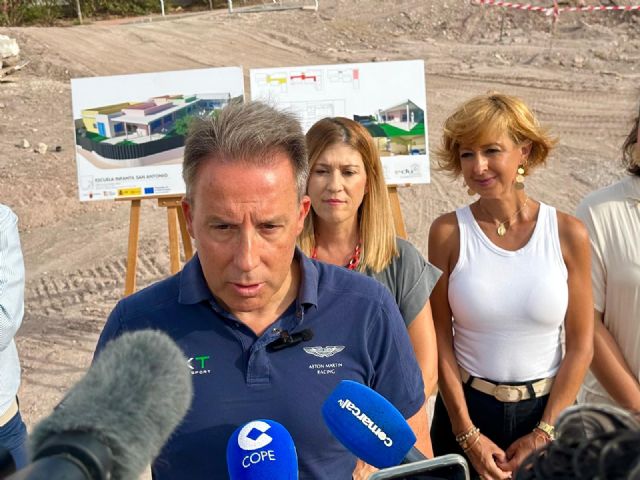 El alcalde anuncia la cesión definitiva a Apandis de la parcela destinada a la construcción de una residencia que acogerá a medio centenar de usuarios - 2, Foto 2