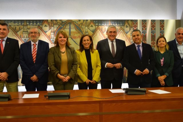 Clara Valverde: Nuestro objetivo es conseguir un Pacto Nacional del Agua - 1, Foto 1