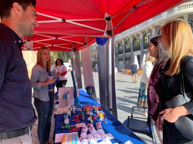 Controles glucémicos para detectar la diabetes en la plaza de Santo Domingo - 2, Foto 2