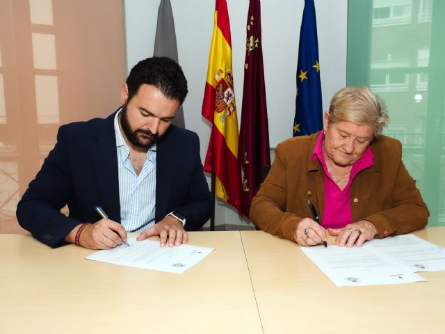 El Ayuntamiento y la Cofradía del Santo Entierro y Cristo del Silencio de Portmán renuevan el compromiso de 2006 de regeneración de la bahía - 2, Foto 2