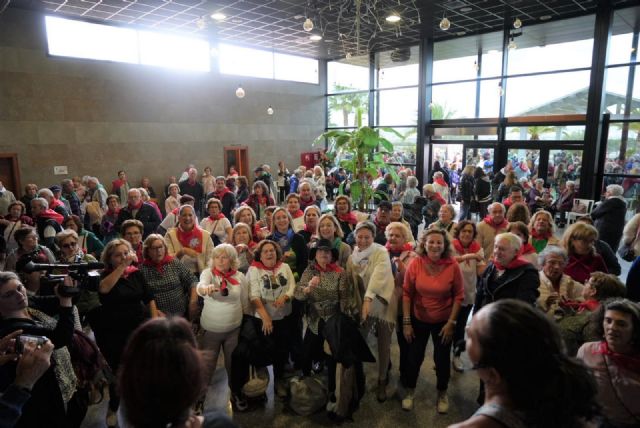 Política Social reúne a más de 400 mayores de los centros sociales de la Región para fomentar el envejecimiento activo - 1, Foto 1