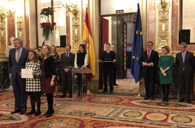 Dos alumnos murcianos ganadores del concurso ´Una Constitución para todos´ reciben su premio en el Congreso - 2, Foto 2