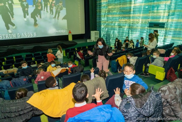 El taller de mímica Hablar sin hablar reúne a 1.400 alumnos en torno al teatro - 1, Foto 1