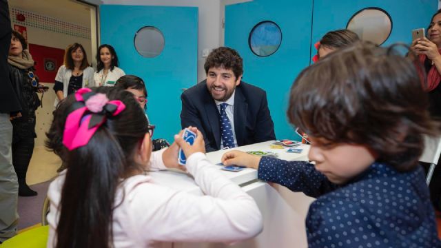 López Miras: Vamos a solicitar que la Arrixaca sea centro nacional de referencia en trasplante pediátrico de médula - 3, Foto 3