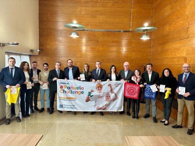 El Ayuntamiento de Murcia se une al #PañueloChallengeAladina para homenajear a los niños con cáncer - 1, Foto 1