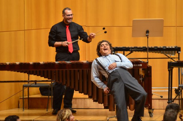 Lolo Fernández, 'clown' de El Circo del Sol, se suma con 'Allegro' a los Conciertos en familia de la Orquesta Sinfónica de la Región de Murcia - 1, Foto 1