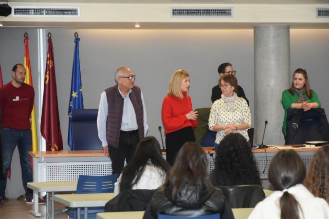 Jóvenes desempleados lorquinos participarán en un nuevo programa de empleo puesto en marcha por el Ayuntamiento - 1, Foto 1