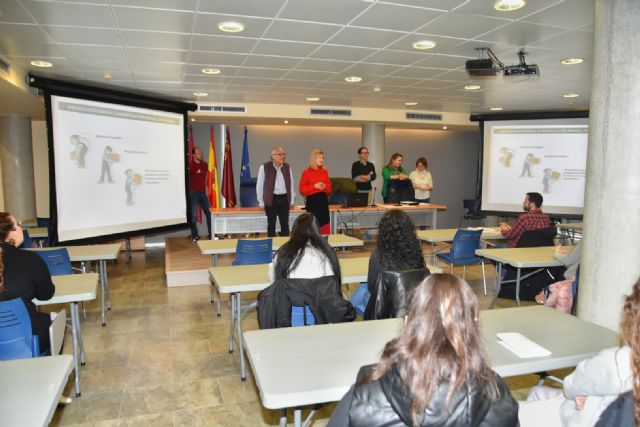 Jóvenes desempleados lorquinos participarán en un nuevo programa de empleo puesto en marcha por el Ayuntamiento - 3, Foto 3