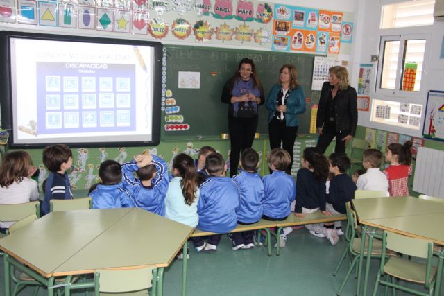 El Ayuntamiento forma en igualdad a los alumnos de los  colegios de San Pedro del Pinatar - 1, Foto 1