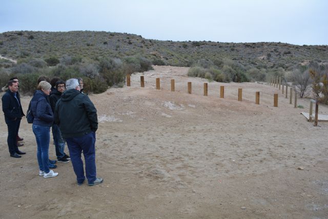 La directora general del Medio Natural y el concejal de Turismo visitan las actuaciones realizadas en el paraje protegido Cuatro Calas - 3, Foto 3