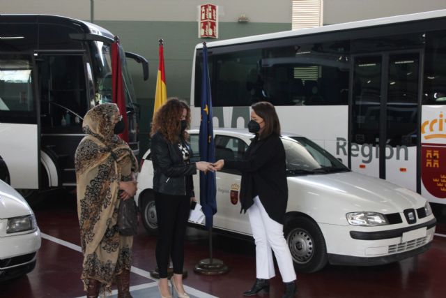 La Comunidad entrega tres vehículos a los campamentos de refugiados saharauis en Tinduf - 1, Foto 1