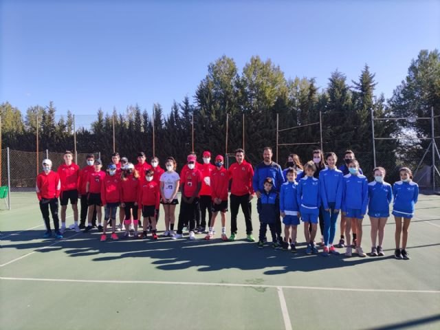 La escuela de tenis del club de tenis Totana subcampeones regionales de liga 2021-2022, Foto 1