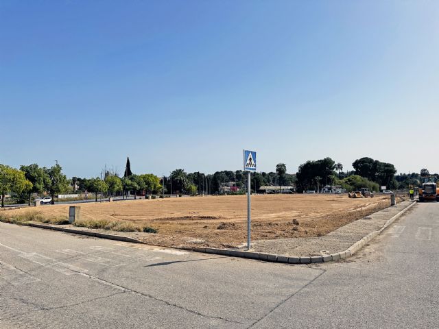 Comienzan las obras para la construcción de un parque comercial con un Mcdonalds y un supermercado - 1, Foto 1