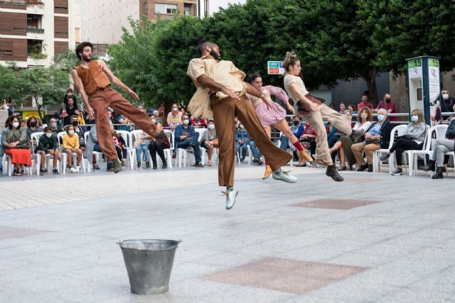 La danza contemporánea y el circo se dan cita en las calles de Cartagena en el festival MuDanzas - 1, Foto 1