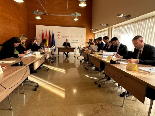 El Ayuntamiento garantiza la continuidad de las clases deportivas en centros municipales y piscinas con un contrato de 4 millones - 1, Foto 1