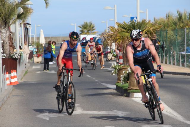 Arturo Galin Nicols y Sonia Gmez Heredia campeones del X Triatln Sprint Marina de Las Salinas, Foto 2