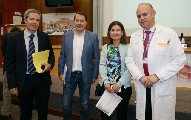 Inauguración de la jornada ´Nuevos retos en la gestión de pacientes crónicos ante el nuevo reglamento europeo de protección de datos´ - 1, Foto 1