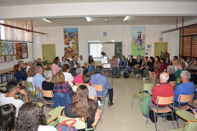 El Centro de Educación de Adultos celebra una jornada de puertas abiertas - 1, Foto 1