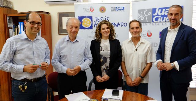 Encuentro de trabajo entre Juan Ciudad ONGD y Manuel Pleguezuelo, director general de Unión Europea, Acción Exterior y Cooperación de la CARM - 1, Foto 1